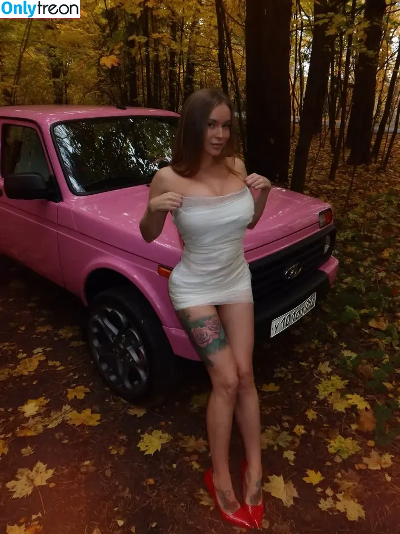 Sonya Temnikova nude photo #1240 (sonyatemnikova)