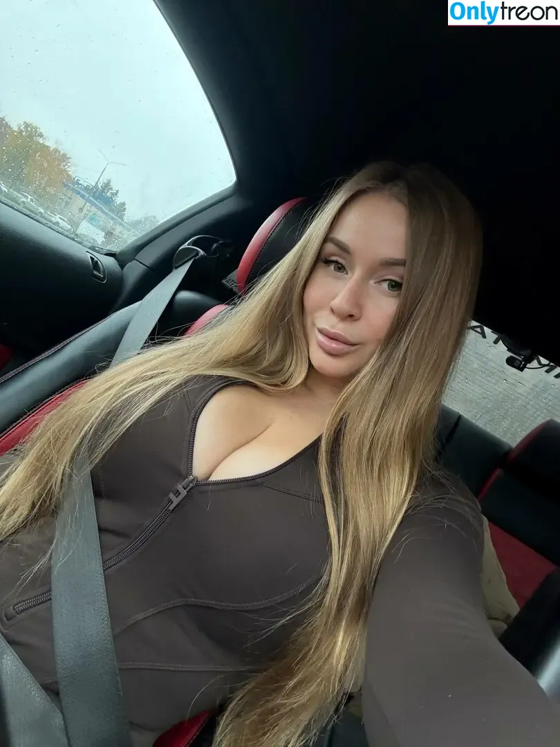 Sonya Temnikova nude photo #1260 (sonyatemnikova)