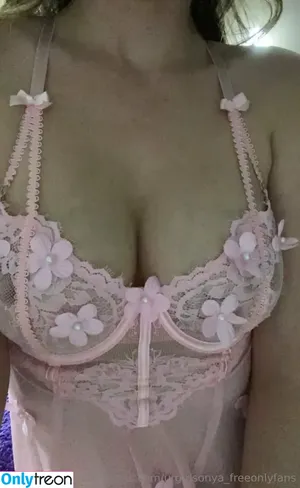 sonyaswiftxo_myfreeone / sonyamohova фото голая #0057