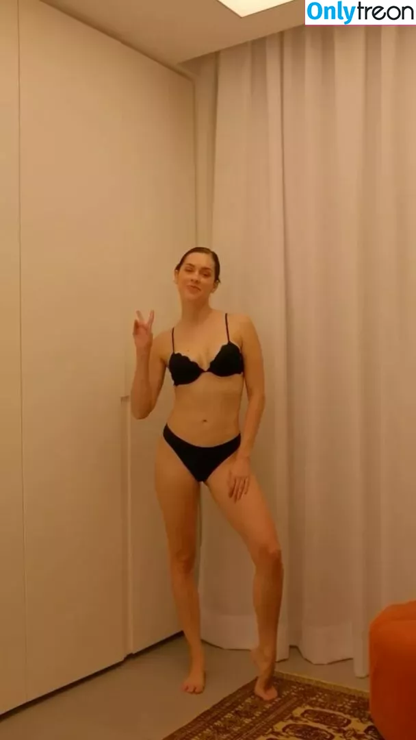 Sophia Abrahão nude photo #0086 (sophiaabrahao)