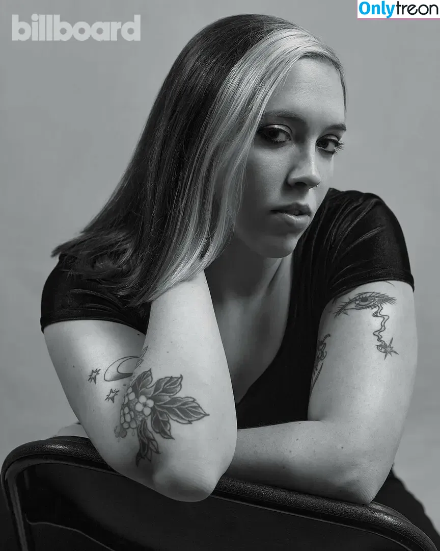 Sophia Allison nude photo #0001 (Soccer Mommy / soccermommyband)