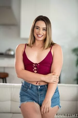 Sophia Burns / sophia.burns / sophiaburns888 / sophiaburnsx nude photo #0251
