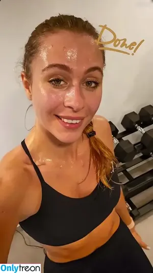 Sophia Flörsch / SophiaFloersch nude photo #0023