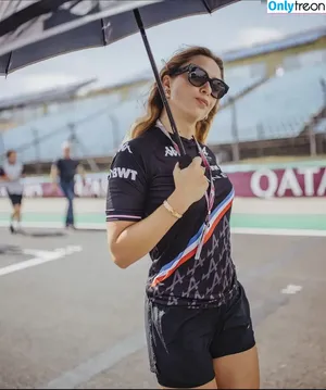 Sophia Flörsch / SophiaFloersch nude photo #0063