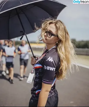 Sophia Flörsch / SophiaFloersch nude photo #0065
