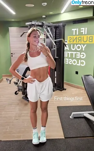 Sophia Flörsch / SophiaFloersch nude photo #0084