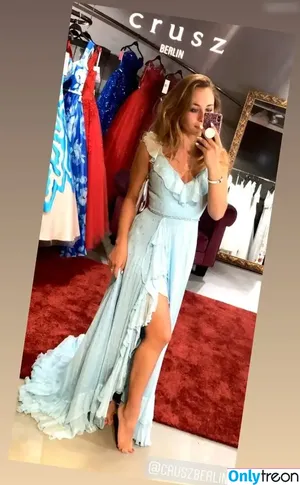 Sophia Flörsch / SophiaFloersch nude photo #0124