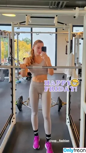 Sophia Flörsch / SophiaFloersch nude photo #0139