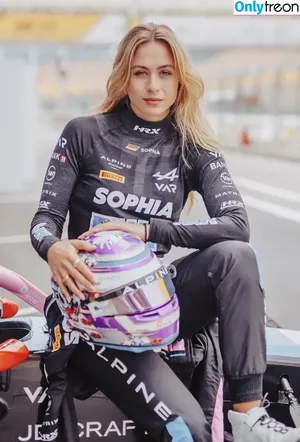 Sophia Flörsch / SophiaFloersch nude photo #0158