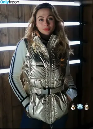 Sophia Flörsch / SophiaFloersch nude photo #0267