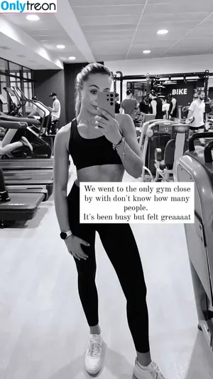 Sophia Flörsch / SophiaFloersch nude photo #0274