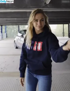 Sophia Flörsch / SophiaFloersch nude photo #0278