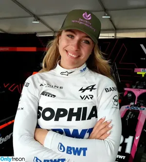 Sophia Flörsch / SophiaFloersch nude photo #0282