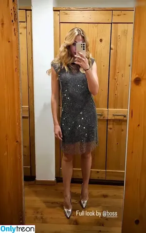 Sophia Flörsch / SophiaFloersch nude photo #0307