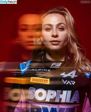 Sophia Flörsch / SophiaFloersch nude photo #0320