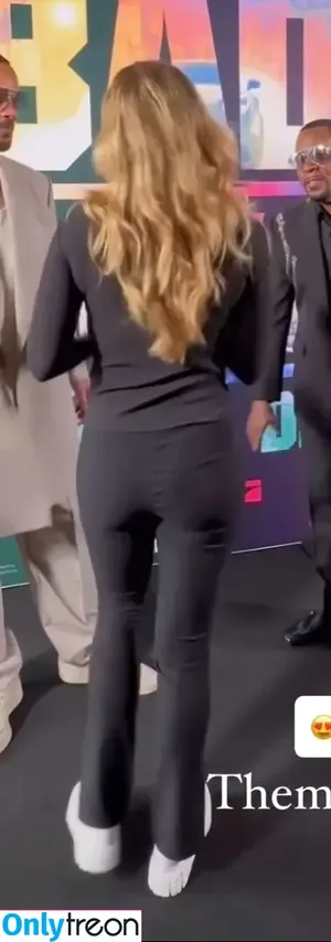 Sophia Flörsch / SophiaFloersch nude photo #0356