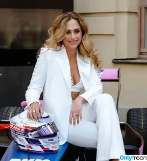 Sophia Flörsch / SophiaFloersch nude photo #0365