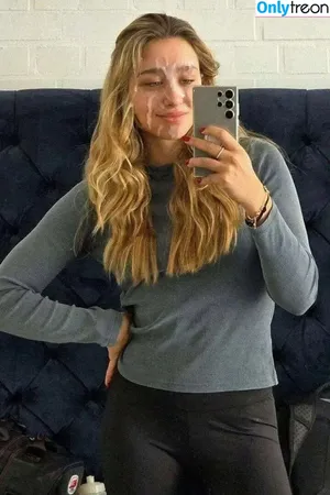 Sophia Flörsch / SophiaFloersch nude photo #0366