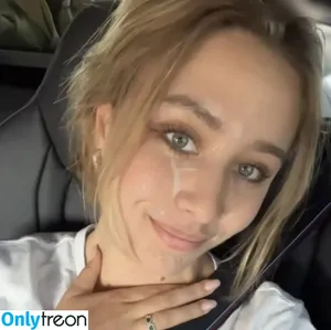 Sophia Flörsch / SophiaFloersch nude photo #0371