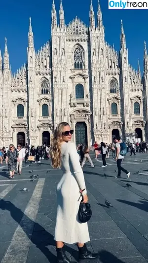 Sophia Flörsch / SophiaFloersch nude photo #0375