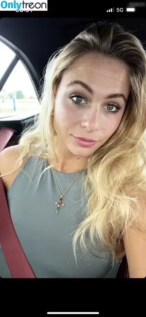 Sophia Flörsch / SophiaFloersch nude photo #0529