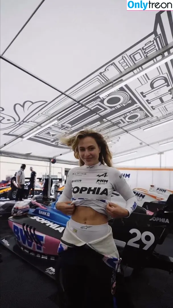 Sophia Flörsch nude photo #0015 (SophiaFloersch)