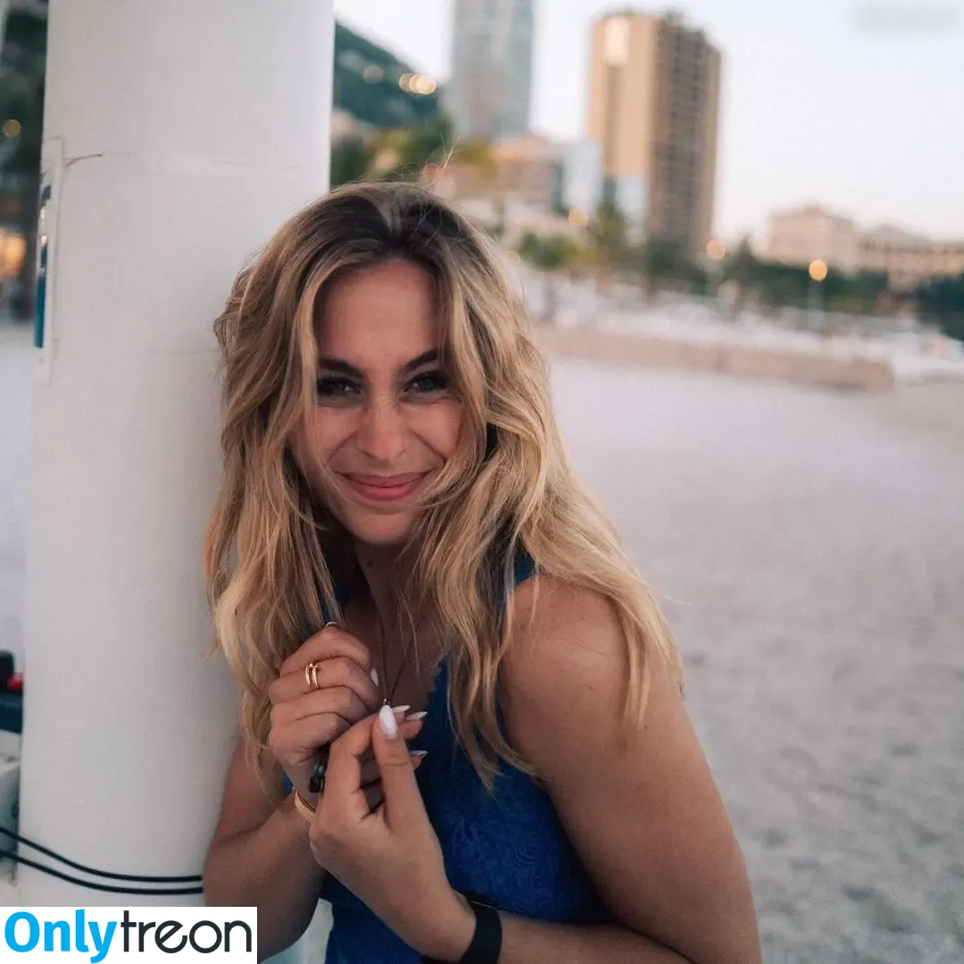 Sophia Flörsch nude photo #0074 (SophiaFloersch)