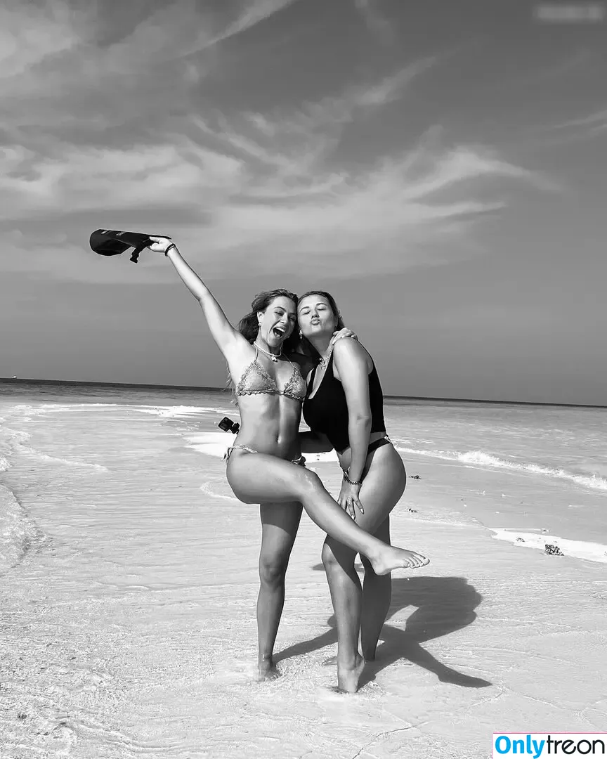 Sophia Flörsch nude photo #0150 (SophiaFloersch)