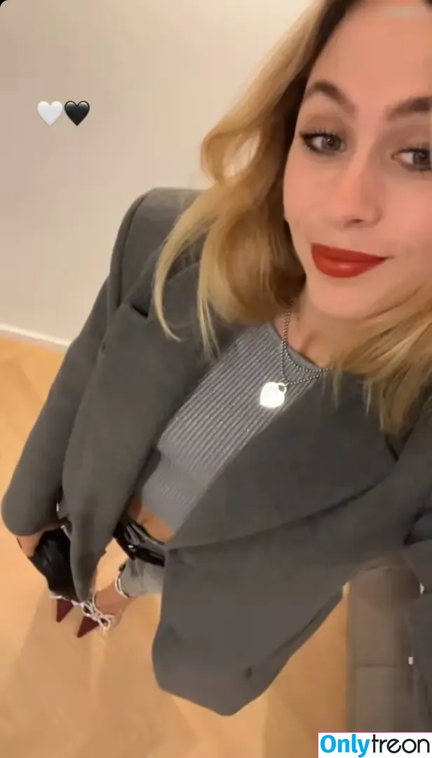 Sophia Flörsch nude photo #0161 (SophiaFloersch)
