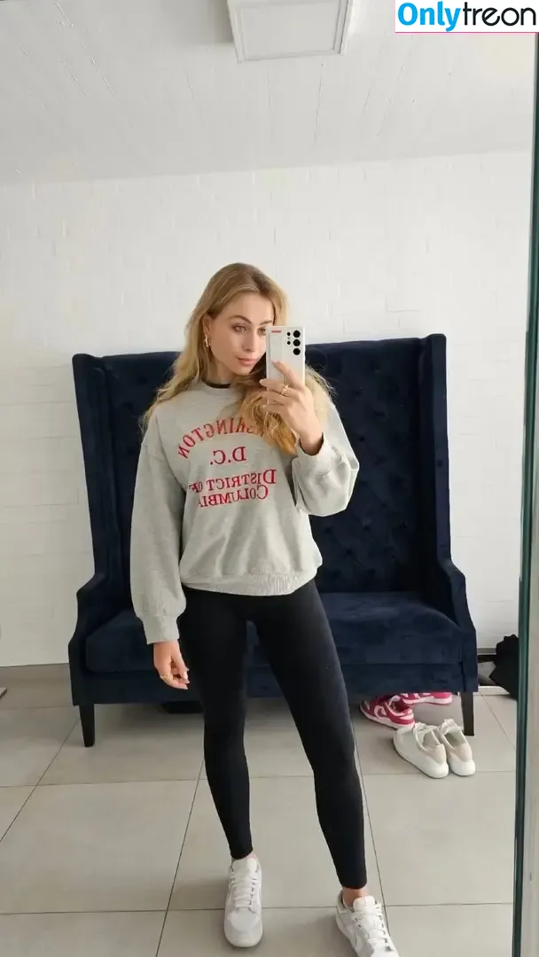 Sophia Flörsch nude photo #0221 (SophiaFloersch)