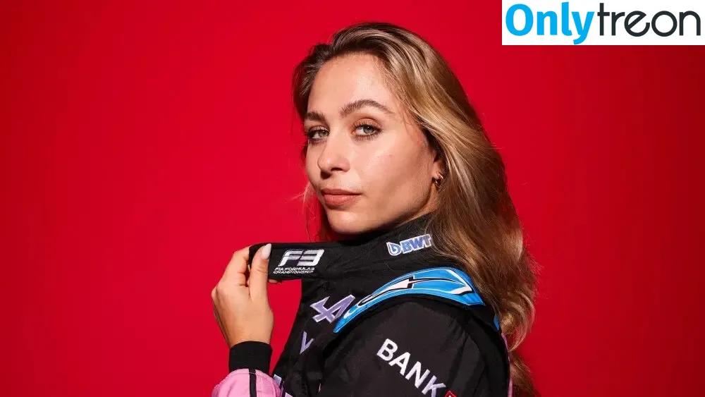Sophia Flörsch nude photo #0284 (SophiaFloersch)