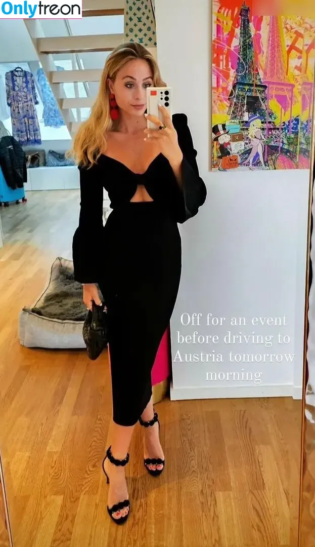 Sophia Flörsch nude photo #0316 (SophiaFloersch)