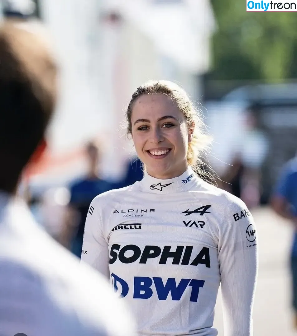 Sophia Flörsch nude photo #0349 (SophiaFloersch)