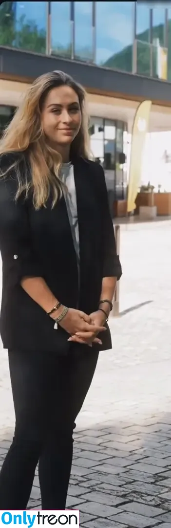 Sophia Flörsch nude photo #0353 (SophiaFloersch)