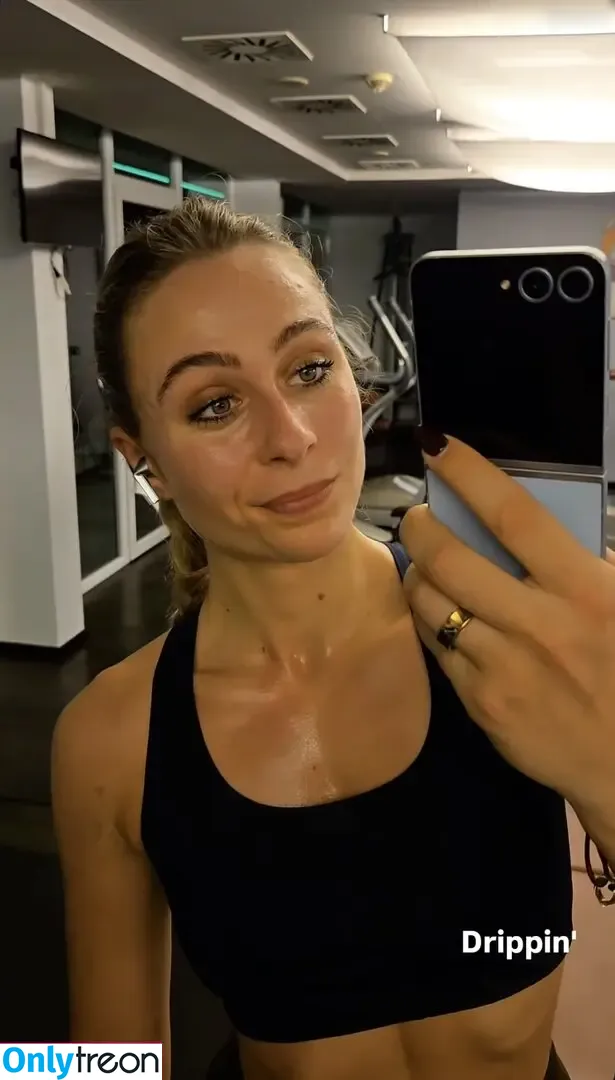Sophia Flörsch nude photo #0501 (SophiaFloersch)