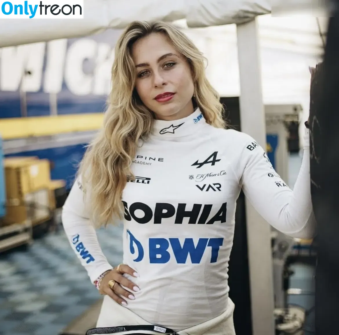 Sophia Flörsch голая photo #0514 (SophiaFloersch)