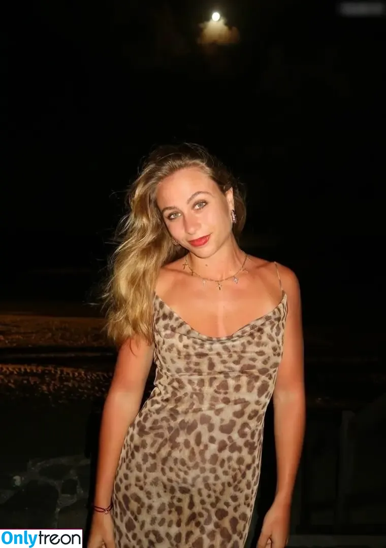 Sophia Flörsch nude photo #0565 (SophiaFloersch)