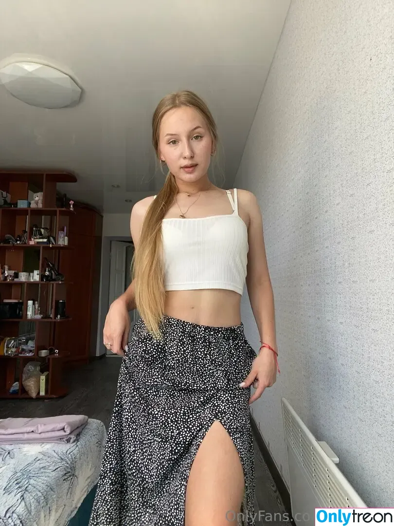 sophia_g nude photo #0032 (realprincesssophia)