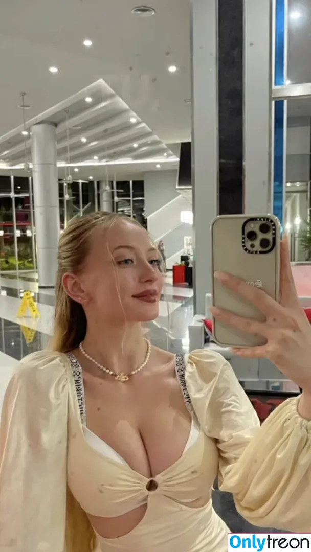 sophia.ilysm голая photo #0012 (Sophia Diamond)