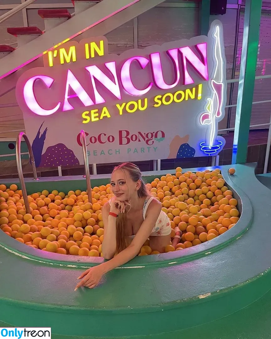 sophia.ilysm голая photo #0022 (Sophia Diamond)