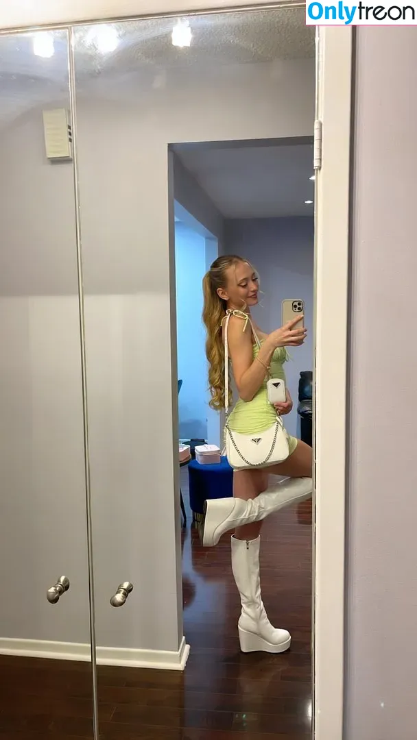sophia.ilysm голая photo #0044 (Sophia Diamond)
