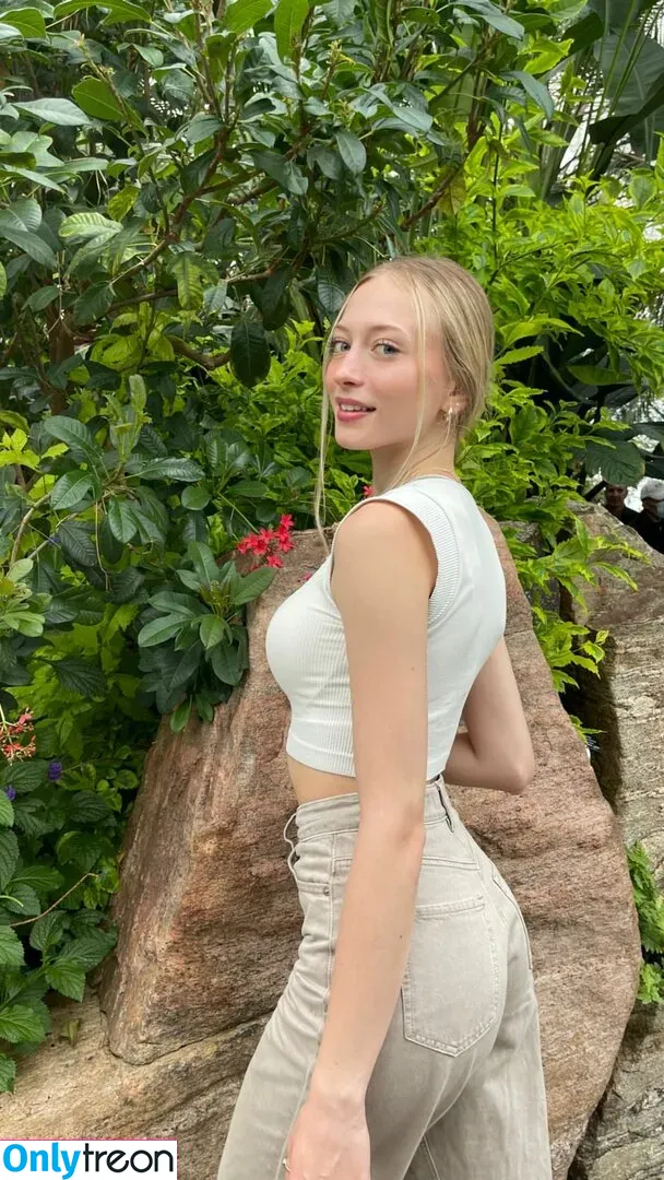 sophia.ilysm nude photo #0072 (Sophia Diamond)