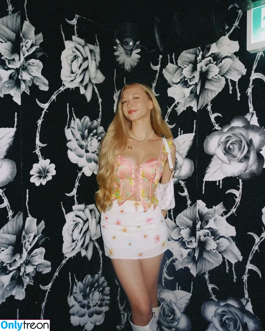 sophia.ilysm голая photo #0087 (Sophia Diamond)