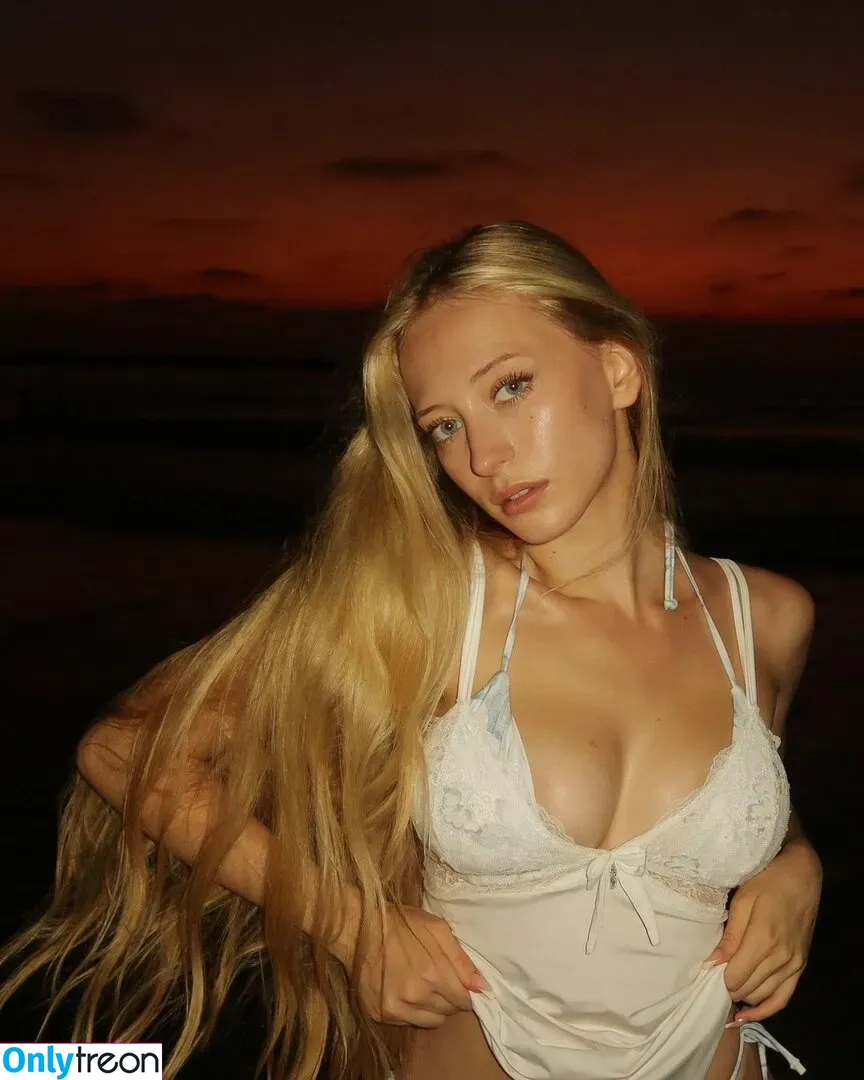 sophia.ilysm голая photo #0141 (Sophia Diamond)