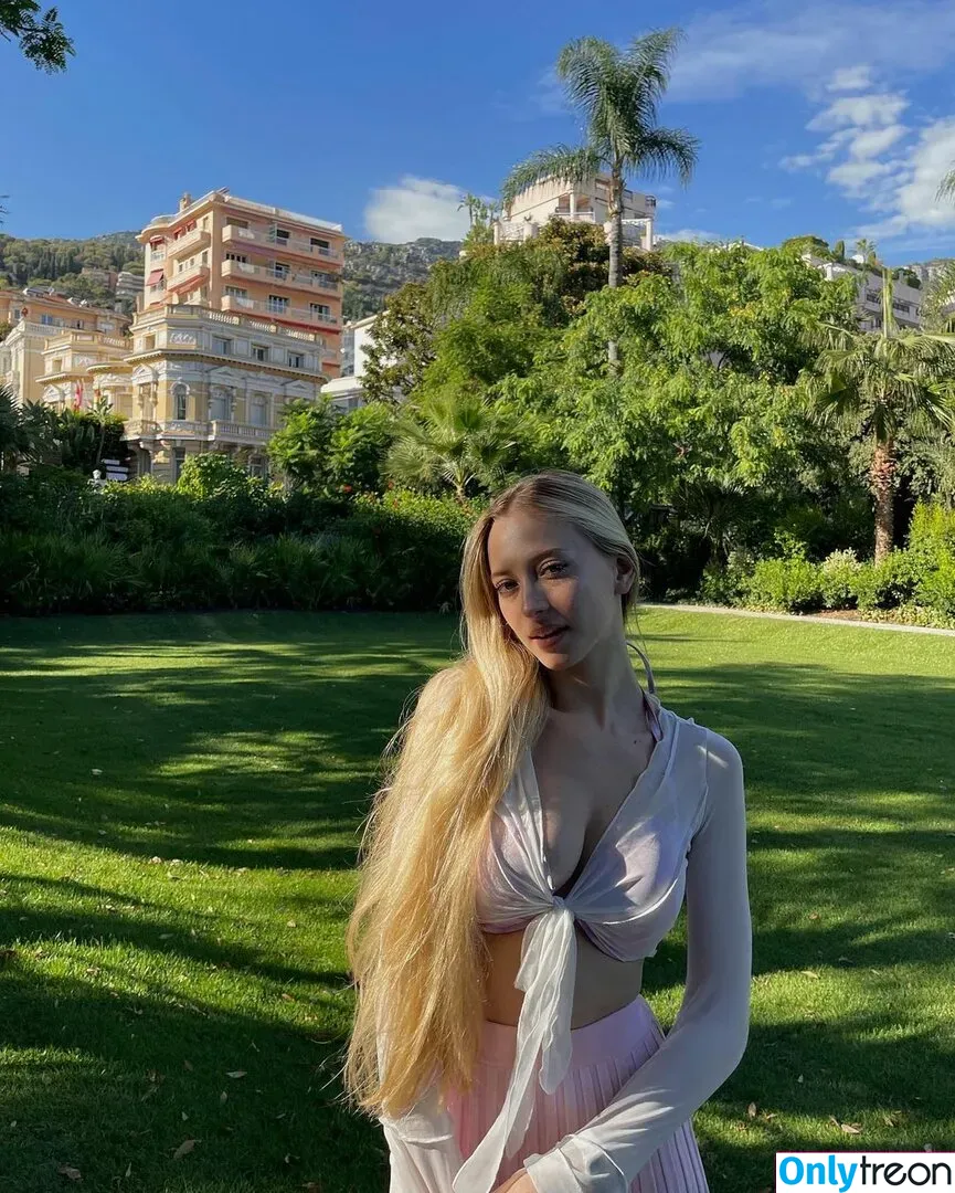 sophia.ilysm nude photo #0182 (Sophia Diamond)