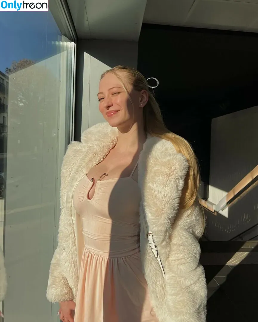 sophia.ilysm nude photo #0196 (Sophia Diamond)