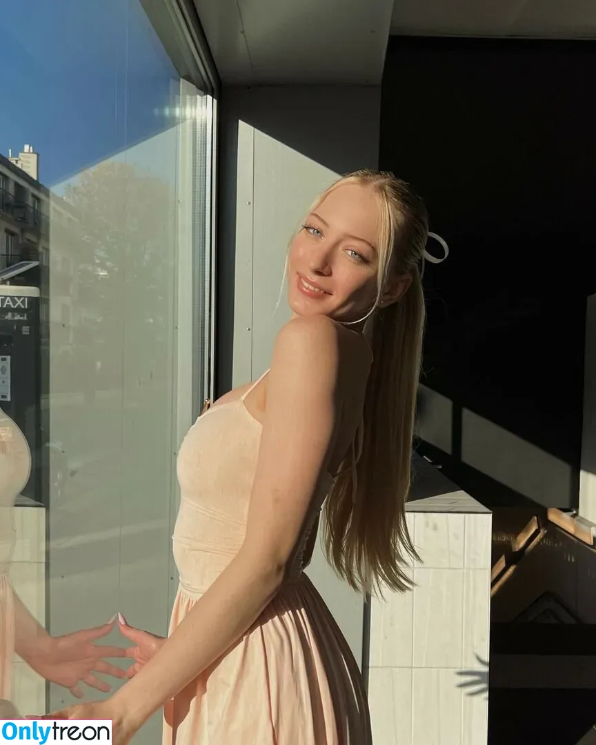 sophia.ilysm nude photo #0198 (Sophia Diamond)