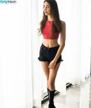 Sophia Koumouris / sophiakoumouris nude photo #0009