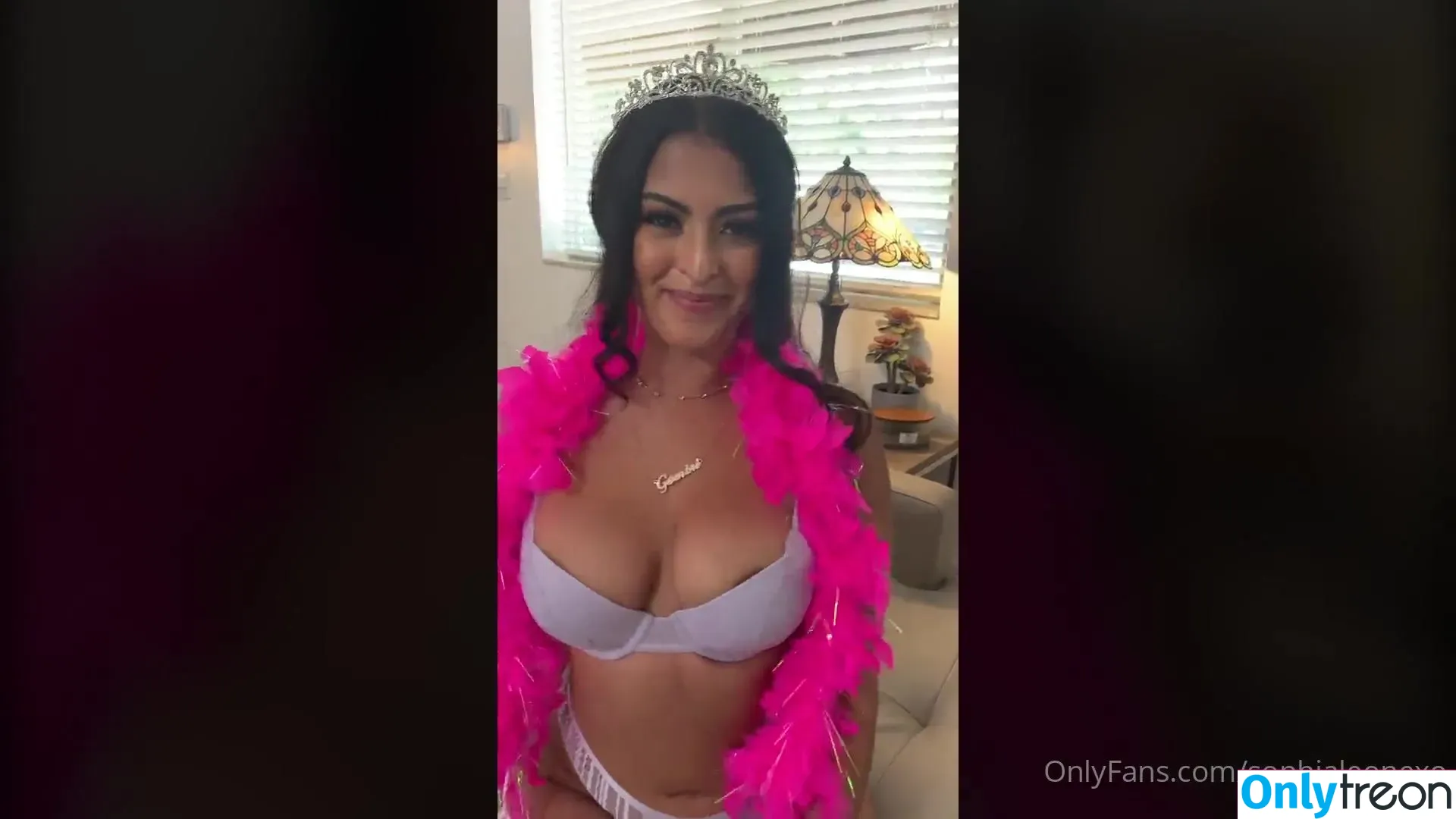 Sophia Leone nude photo #0003 (sophialeonex / sophialeonexo / xosophialeone)