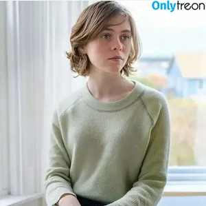 Sophia Lillis / sophialillis nude photo #0060